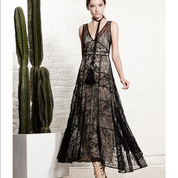 Alice + Olivia Dresses & Skirts - Alice + Olivia Lace Black Dress